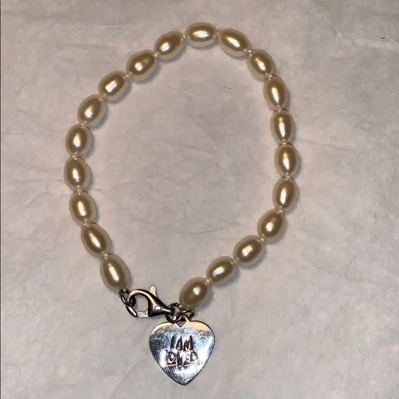 Carolyn Pollack Silver/Pearls I am loved charm
